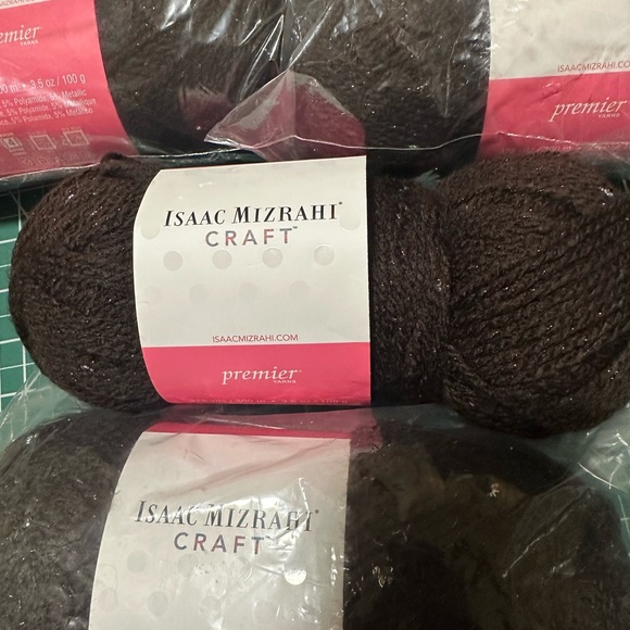 Isaac Mizrahi Craft Yarn - Dark Brown with Metallic Flecks - Picture 2 of 6